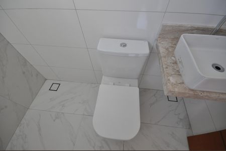 Casa à venda com 120m², 3 quartos e 2 vagasBanheiro da  Suíte 1