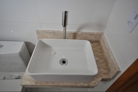 Casa à venda com 120m², 3 quartos e 2 vagasBanheiro da Suíte 3