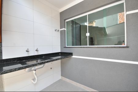 Casa à venda com 120m², 3 quartos e 2 vagasÁrea de Serviço