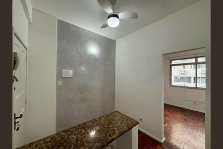 Sala de apartamento para alugar com 1 quarto, 30m² em Copacabana, Rio de Janeiro