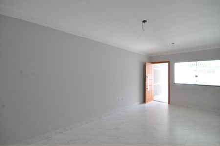 Sala de casa à venda com 3 quartos, 120m² em Vila Mazzei, São Paulo