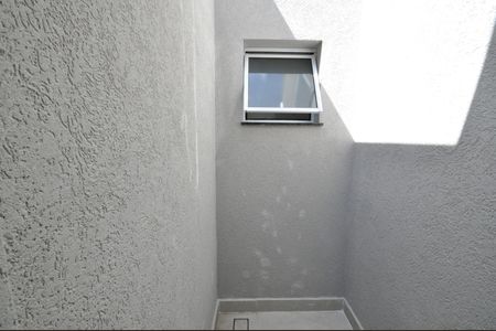 Casa à venda com 120m², 3 quartos e 2 vagasSuíte 2 - Jardim de inverno