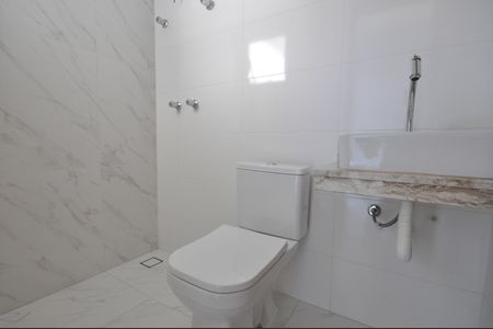 Casa à venda com 120m², 3 quartos e 2 vagasBanheiro da Suíte 1