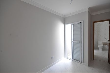 Casa à venda com 120m², 3 quartos e 2 vagasSuíte 2