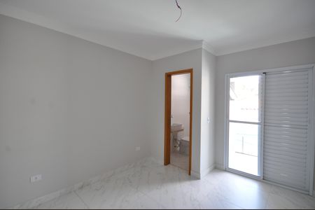 Casa à venda com 120m², 3 quartos e 2 vagasSuíte 3
