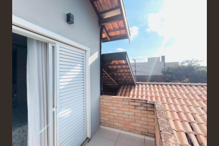 Casa de condomínio à venda com 510m², 4 quartos e 6 vagasSuíte 2