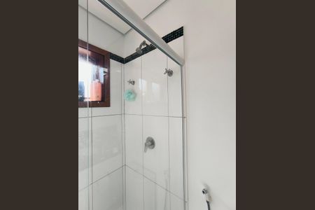 Casa de condomínio à venda com 510m², 4 quartos e 6 vagasBanheiro da Suíte 3