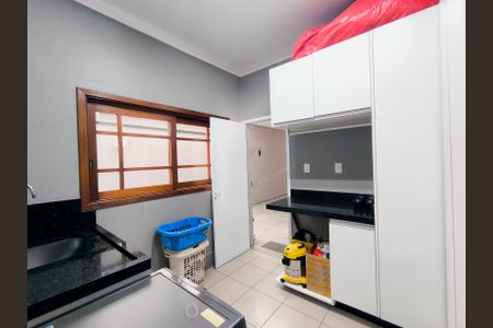 Casa de condomínio à venda com 510m², 4 quartos e 6 vagasÁrea de Serviço