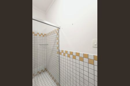 Casa de condomínio à venda com 510m², 4 quartos e 6 vagasBanheiro da Suíte 4