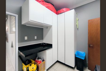 Casa de condomínio à venda com 510m², 4 quartos e 6 vagasÁrea de Serviço