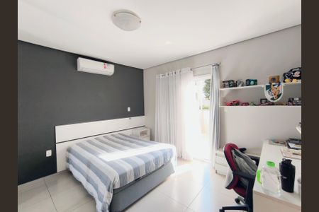 Casa de condomínio à venda com 510m², 4 quartos e 6 vagasSuíte 3