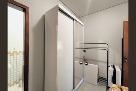 Casa de condomínio à venda com 510m², 4 quartos e 6 vagasSuíte 4