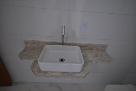 Casa à venda com 120m², 3 quartos e 2 vagasBanheiro da Suíte 2