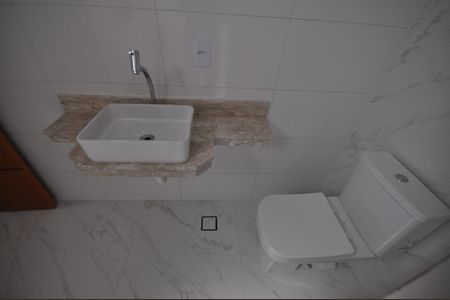 Casa à venda com 120m², 3 quartos e 2 vagasBanheiro da Suíte 2