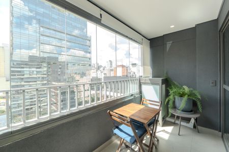 Studio à venda com 24m², 1 quarto e sem vaga Studio à venda com 24m², 1 quarto e sem vagaSacada