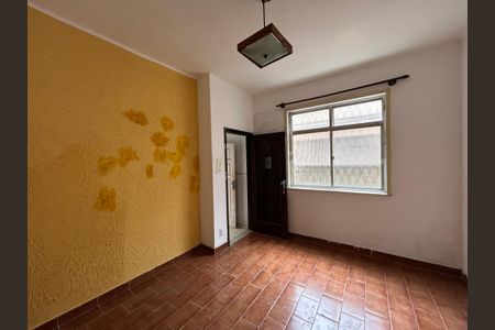 Apartamento à venda com 92m², 2 quartos e sem vagaSala