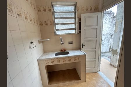 Apartamento à venda com 92m², 2 quartos e sem vagaCozinha