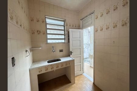 Apartamento à venda com 92m², 2 quartos e sem vagaCozinha