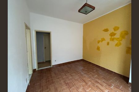 Apartamento à venda com 92m², 2 quartos e sem vagaSala
