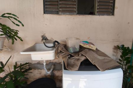 Casa à venda com 300m², 2 quartos e 1 vagaÁrea de Serviço