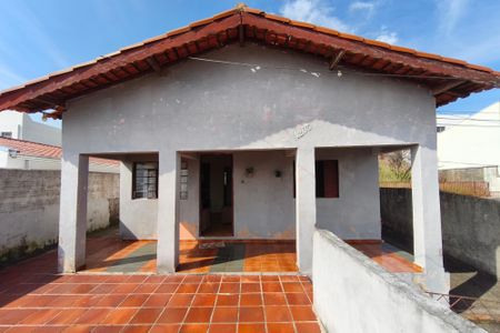 Casa à venda com 300m², 2 quartos e 1 vagaQuintal - Garagem