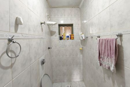Casa à venda com 300m², 2 quartos e 1 vagaBanheiro