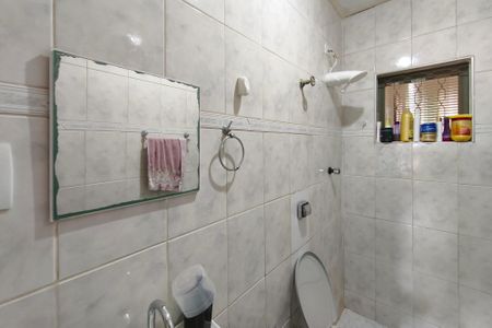 Casa à venda com 300m², 2 quartos e 1 vagaBanheiro