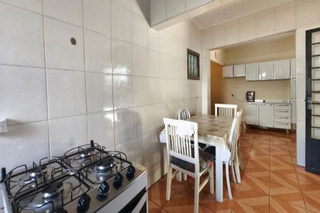 Casa à venda com 300m², 2 quartos e 1 vagaCozinha