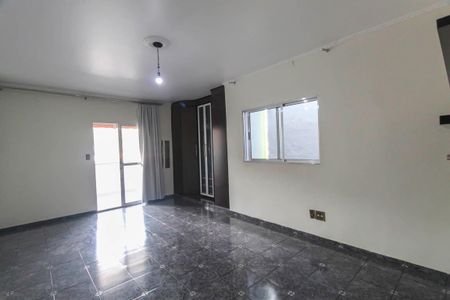 Casa para alugar com 4 quartos, 218m² em Jardim Nove de Julho, São Paulo