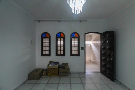 Casa para alugar com 4 quartos, 218m² em Jardim Nove de Julho, São Paulo