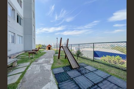 Apartamento para alugar com 42m², 2 quartos e 1 vaga Apartamento para alugar com 42m², 2 quartos e 1 vagaÁrea comum - Playground