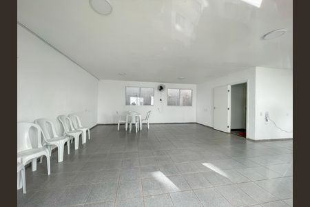 Apartamento para alugar com 42m², 2 quartos e 1 vaga Apartamento para alugar com 42m², 2 quartos e 1 vagaÁrea comum - Salão de festas