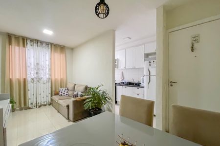 Sala de apartamento para alugar com 2 quartos, 42m² em Jardim Boa Vista (zona Oeste), Osasco