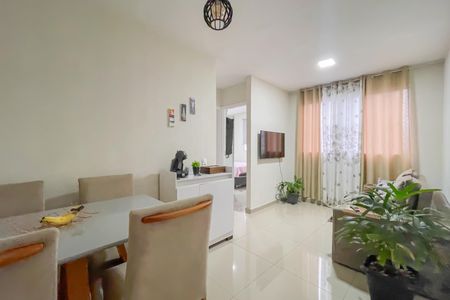 Sala de apartamento para alugar com 2 quartos, 42m² em Jardim Boa Vista (zona Oeste), Osasco