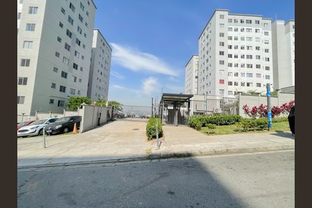 Apartamento para alugar com 42m², 2 quartos e 1 vaga Apartamento para alugar com 42m², 2 quartos e 1 vagaFachada