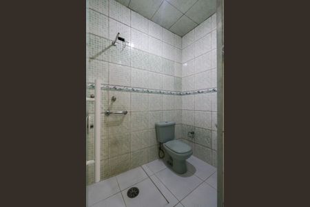 Casa para alugar com 140m², 2 quartos e sem vagaBanheiro da Suíte