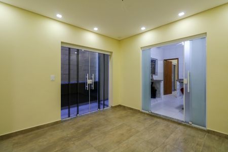 Casa para alugar com 140m², 2 quartos e sem vagaSala