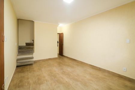 Casa para alugar com 140m², 2 quartos e sem vagaQuarto