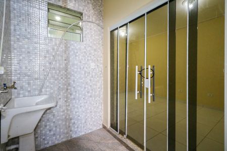 Casa para alugar com 140m², 2 quartos e sem vagaÁrea de Serviço