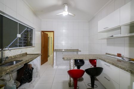 Casa para alugar com 140m², 2 quartos e sem vagaCozinha