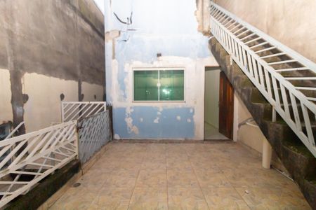 Casa para alugar com 250m², 2 quartos e sem vagaÁrea de Serviço