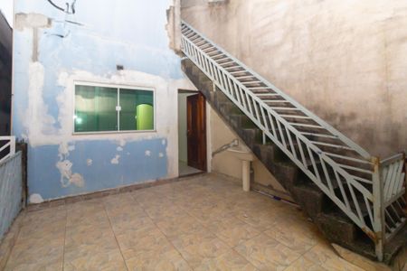 Casa para alugar com 250m², 2 quartos e sem vagaÁrea de Serviço