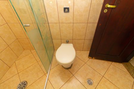 Casa para alugar com 250m², 2 quartos e sem vagaBanheiro social