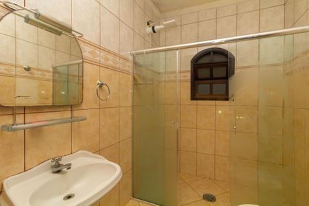 Casa para alugar com 250m², 2 quartos e sem vagaBanheiro social