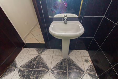 Casa para alugar com 250m², 2 quartos e sem vagaBanheiro da Suíte