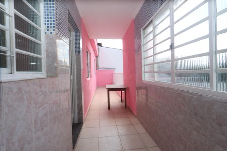 Casa para alugar com 120m², 2 quartos e 1 vagaÁrea de Serviço