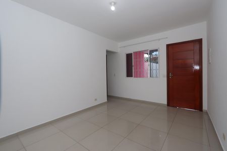 Sala de casa para alugar com 2 quartos, 120m² em Vila California, São Paulo