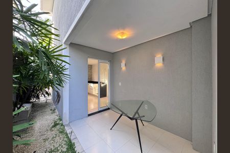 Casa de condomínio à venda com 290m², 4 quartos e 3 vagasÁrea externa