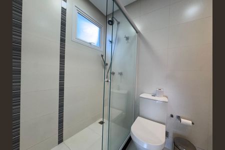 Casa de condomínio à venda com 290m², 4 quartos e 3 vagasSuíte 2