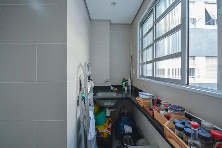 Apartamento à venda com 72m², 2 quartos e 1 vagaÁrea de Serviço